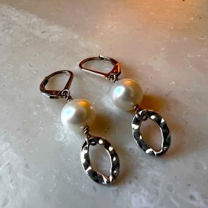 Silver Pearl Earrings